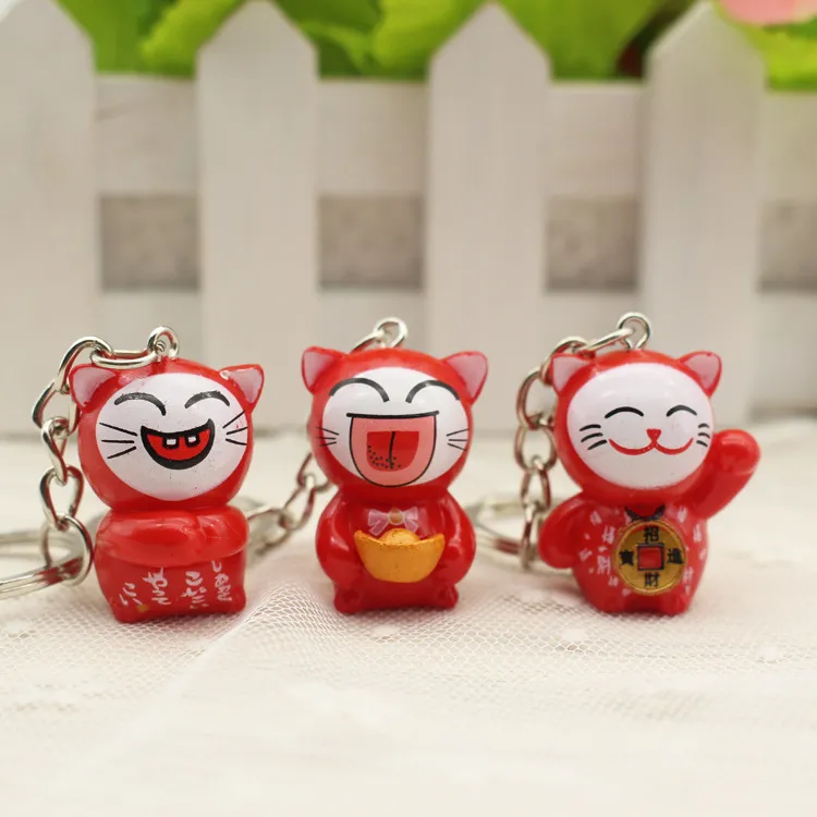 2018 key chain Lovely Cartoon Maneki Neko Lucky Cat mini plastic Toy Keychain For Children's Gift Purse Charms Pendant key ring