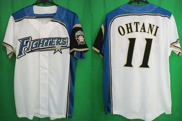 FIGHTERS DARVISH 11 サイン入りユニフォーム FIGHTERS DARVISH 11 サイン入りユニフォーム Japan Darvish #11