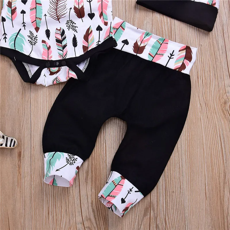 2018 New Baby Clothes Set Infant Baby Boys Girls Feather Print Romper Pants Hat Headband Baby Outfits Cotton Kids Boys Girls Clothing