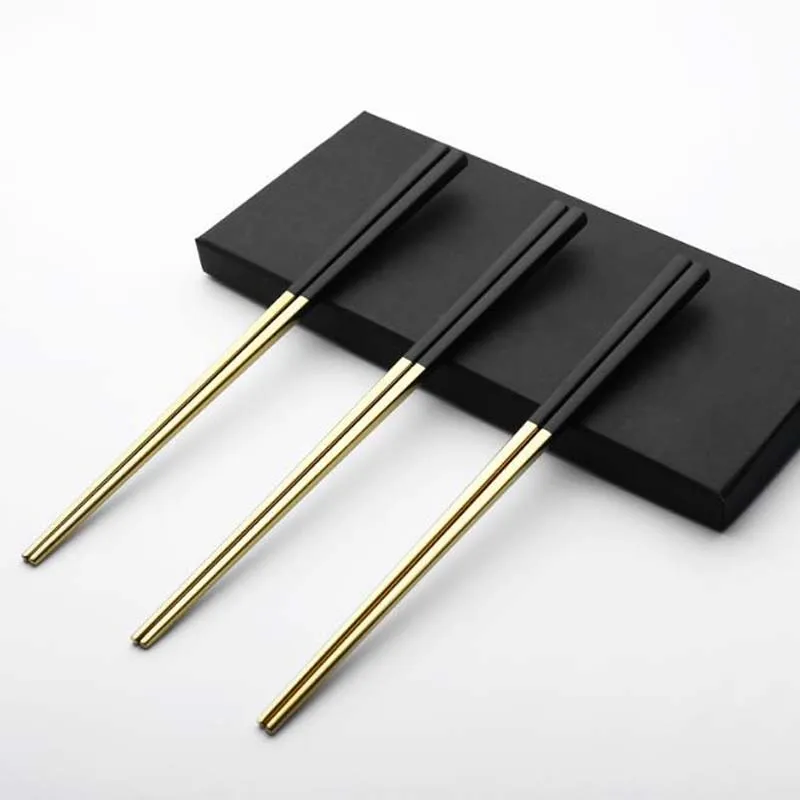 Hela 304 rostfritt stållegeringar av ätpinnar Höggradsskärm Black Gold och Silver Square Nonslip Gilded Chopsticks3574720