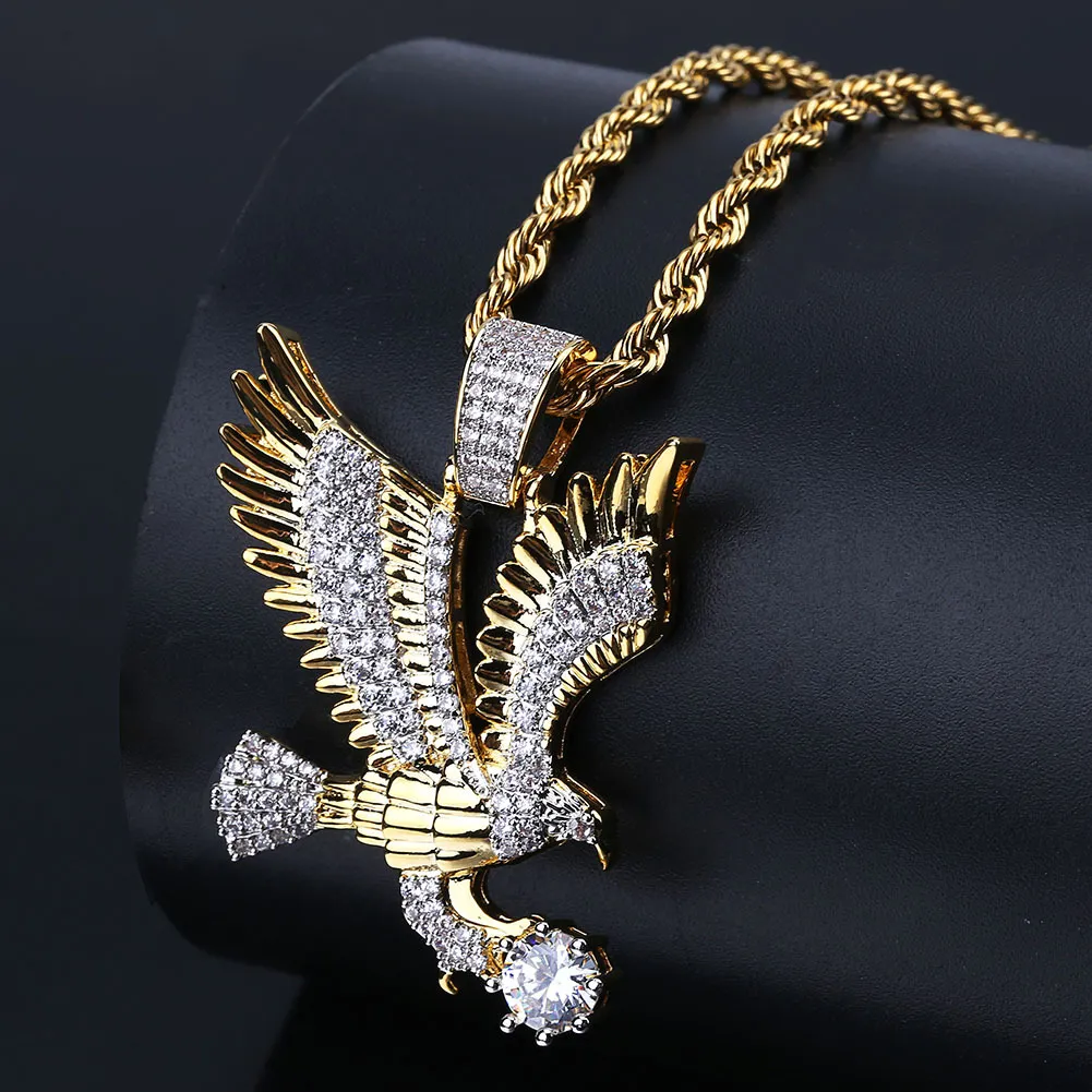 Hip Hop couleur or plaqué cuivre glacé Micro pavé CZ aigle pendentif collier hommes charme bijoux trois chaînes de style