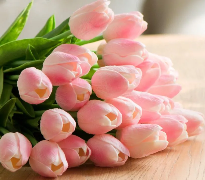 Tulipan Sztuczne Kwiaty PU Wedding Decor Symulacja Bryzżu Bukiet Calla Real Touch Flores para Home Garden GA79