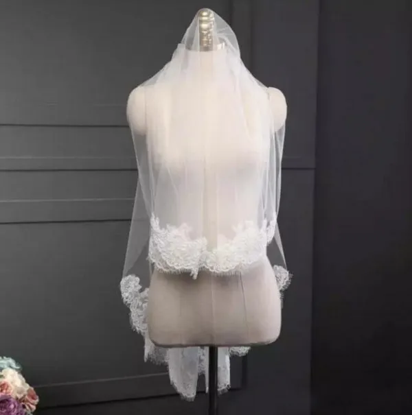 Voile de mariage avec bord en dentelle et cils, deux couches, accessoires pour cheveux, Appliques en Tulle, voile de mariage bon marché avec peigne