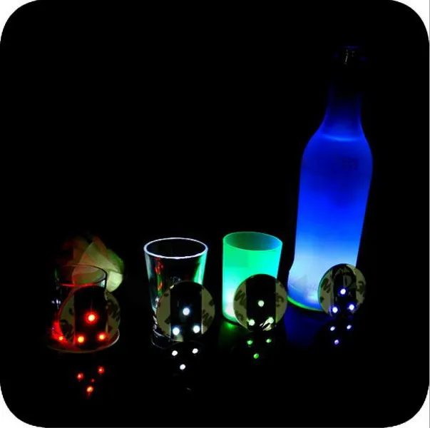 LED piscando Garrafa Coaster ultra fino Cup Sticker luzes LED Bulb Cup Mat para Club Bar Drinks / Lâmpadas de Natal Decoração do partido vidros de cerveja