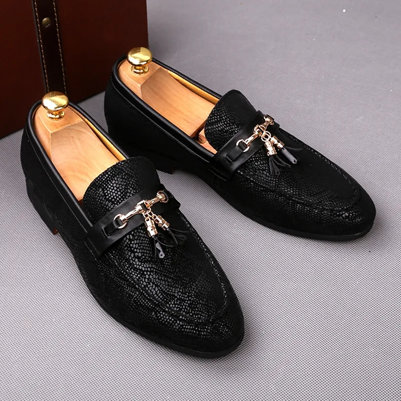 Mocasines de cuero de los hombres Negro rojo gris Hombre Mocasines de moda lujo Cuero