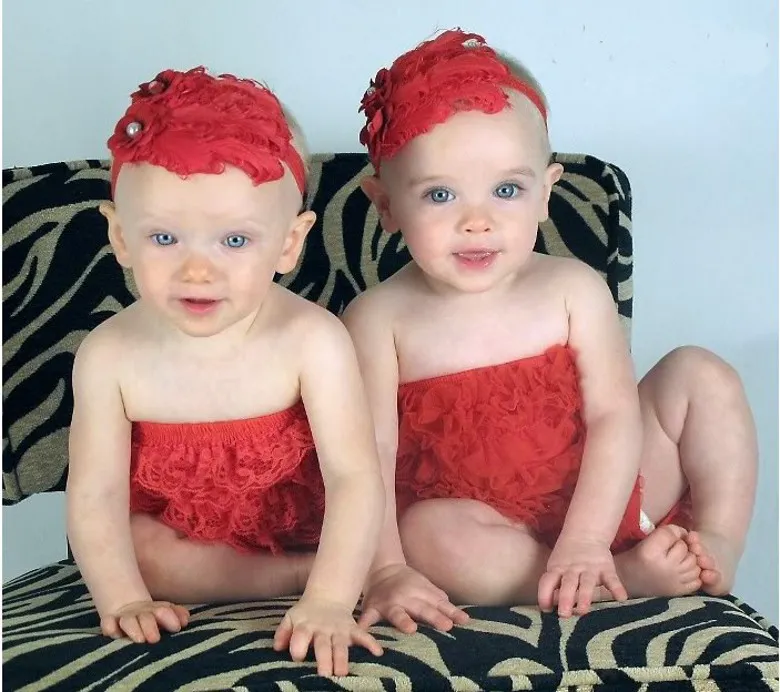 2017 Bebek Çiçekler Kafa Saç Bantları Şapkalar Çocuk Kırmızı Beyaz Tüy Headdress Çiçek Boncuk Gelin