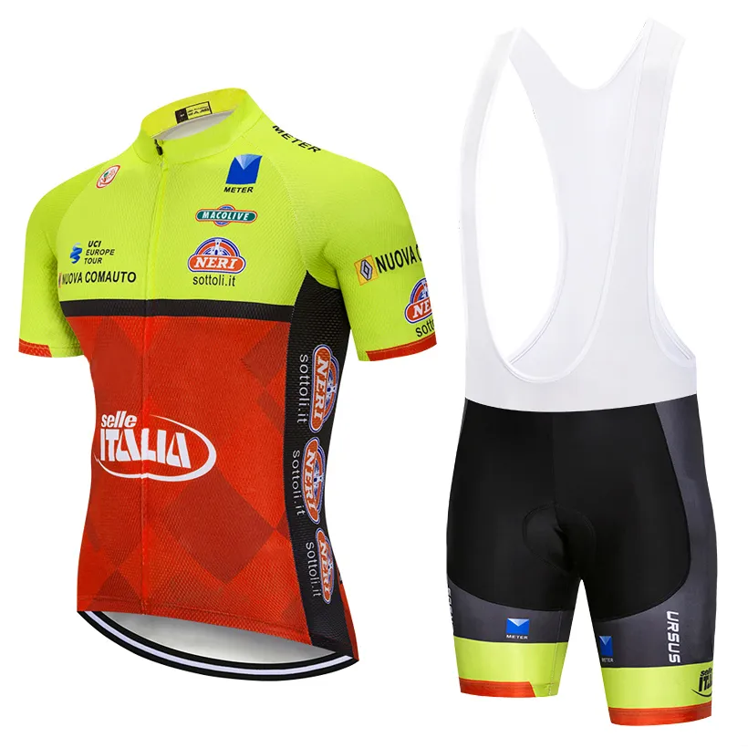 carro Limitado Persistencia Envío gratis 2019 Nueva ropa de ciclismo ITALIA Gel pads baberos pantalones  cortos conjunto 100%