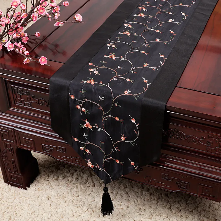 150 x 33 cm長い刺繍フルーツコーヒーテーブルランナーダイニングテーブルマットファッションシンプルな中国のサテンテーブルクロス長方形のプラセマット