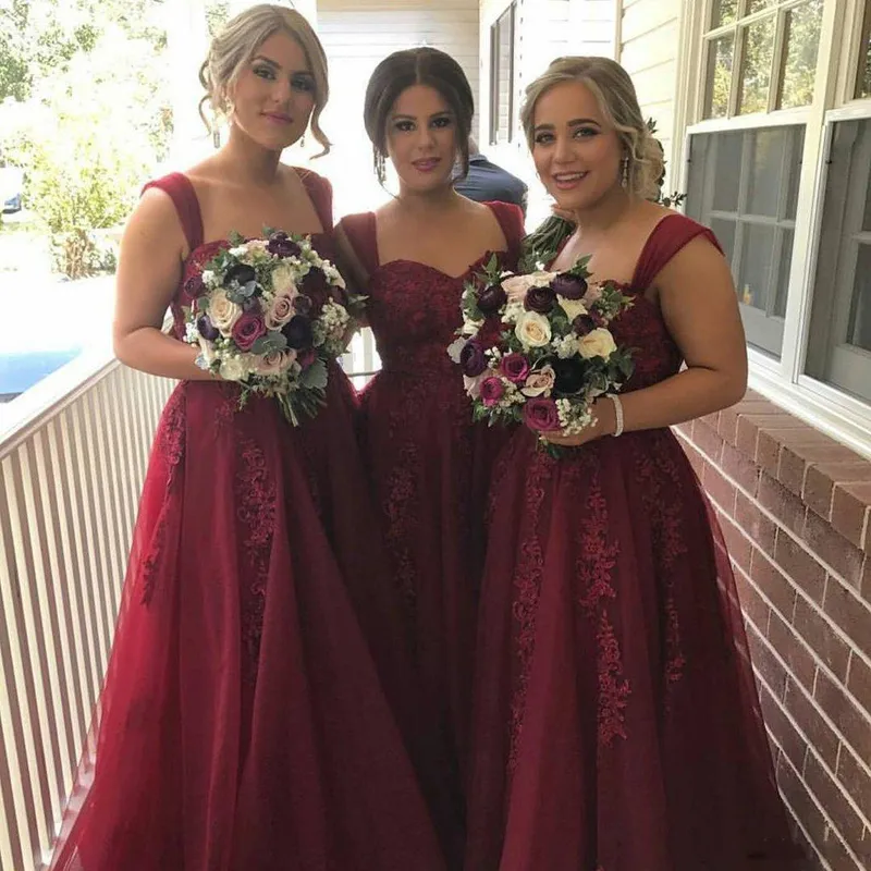 2016 Vintage Tulle Burgundy Długie Druhna Dresses Aplikacje Sweetheart Specjalne okazje A Wine Wine Red Wedding Women Suknie Party