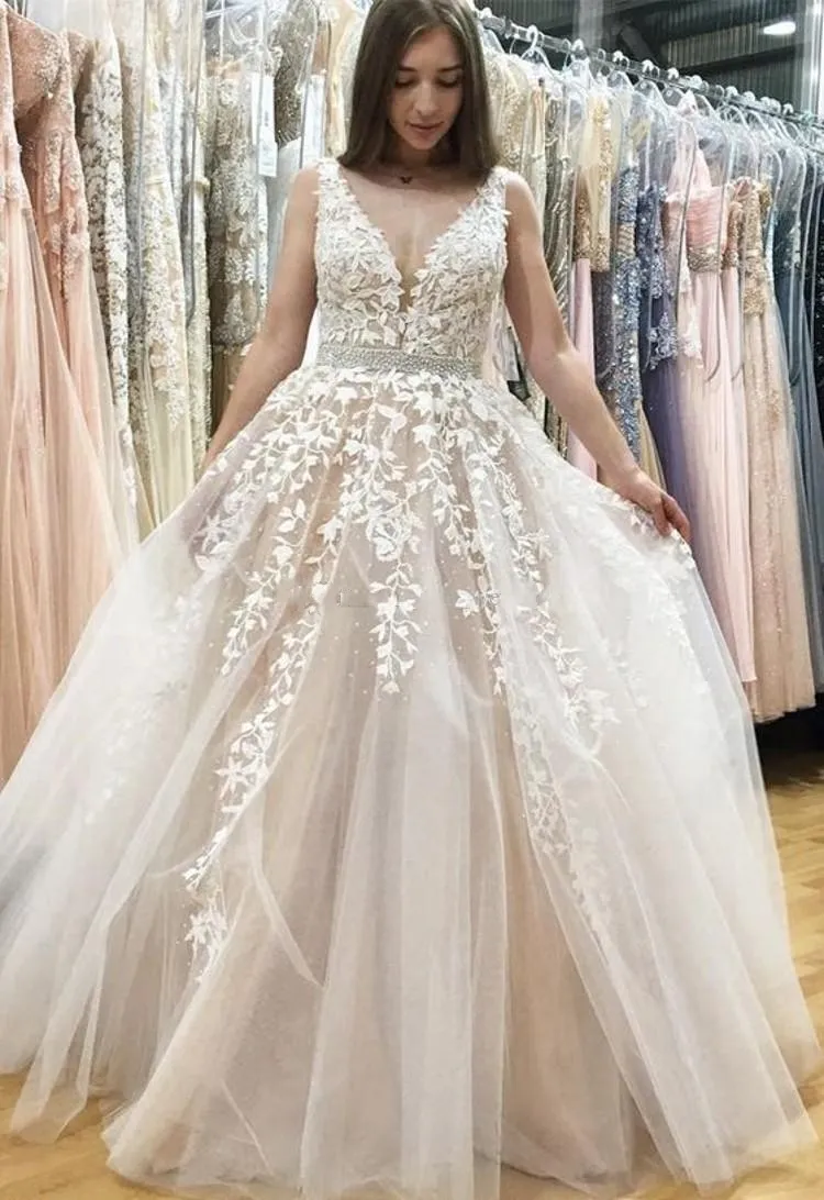 Long white hotsell dresses prom