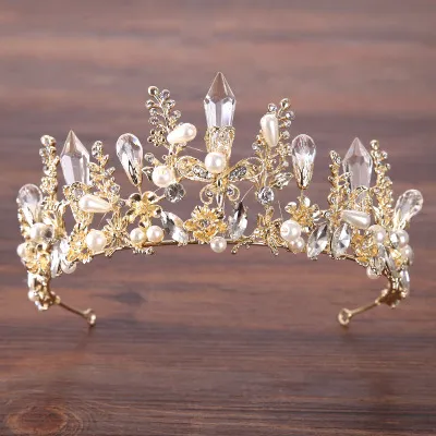 Nakładki 2018 Nowy barokowa korona Tiara Bride Crystal Crown Crown Crown Gold Silver Wedding Hair Accessories Birthday4723751