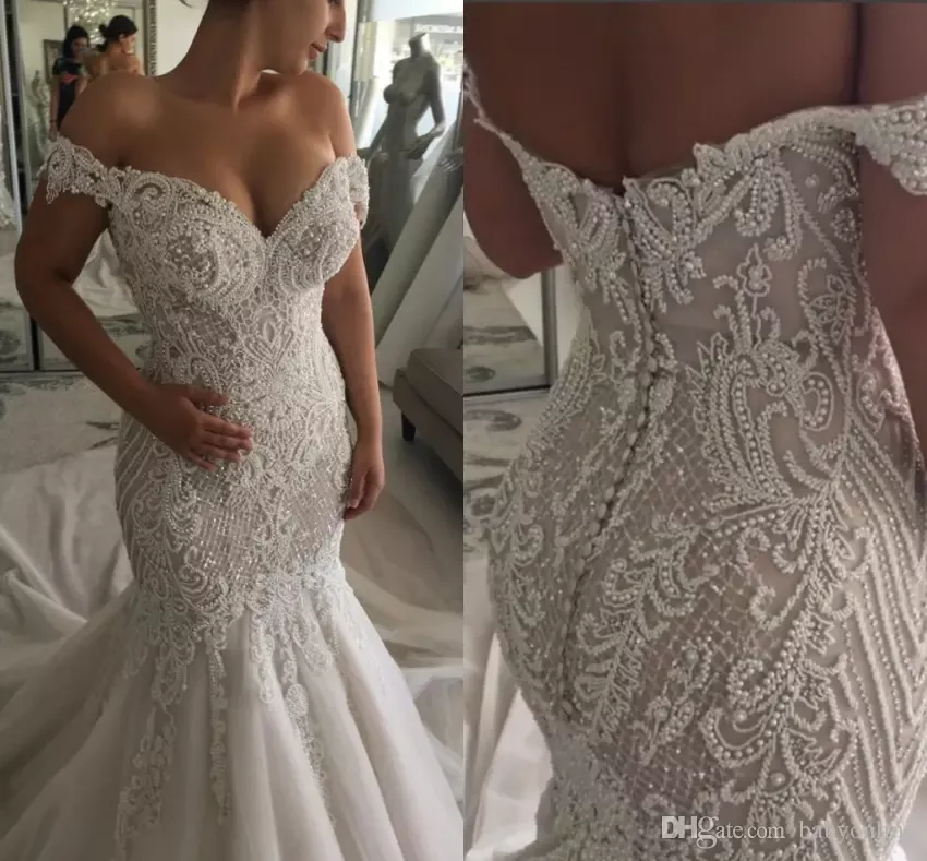 Luxury Mermaid Bröllopsklänningar 2019 Högkvalitativa pärlor Kristaller Lace Appliques Off Shoulder Trumpet Bridal Gowns Backless