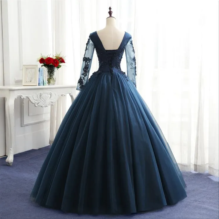 Riktig bild petite v-neck crystal boll klänning långärmad golvlängd tulle quinceanera klänningar formella långa tulle prom klänningar