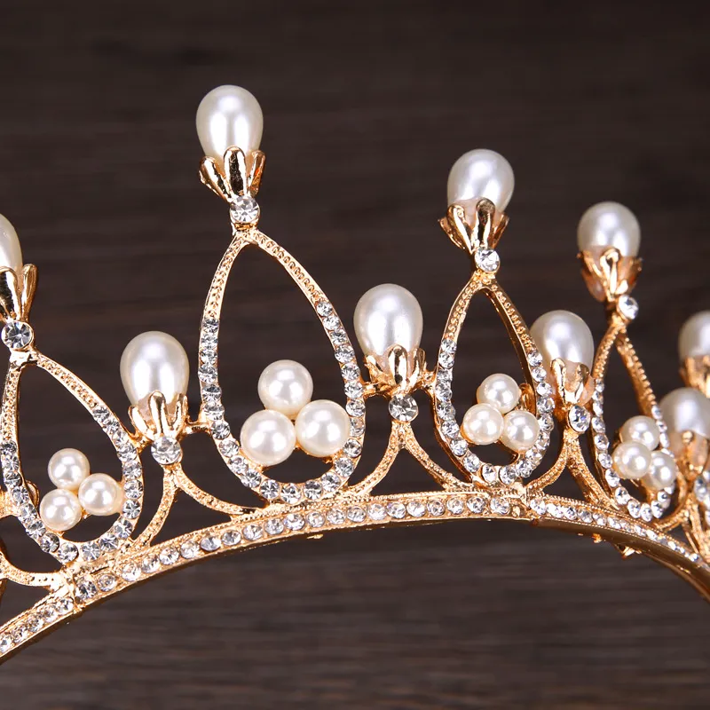 Barok İnciler Kristal Gelin Taçları Saç Bantları Altın Gelin Tiaras Kafa Bantları Düğün Diadem Kraliçe Taç Tiara Düğün Peçe Saç ACC5416314