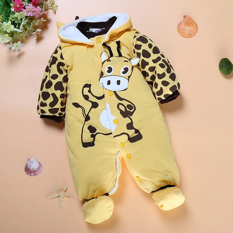 Комбинезоны для новорожденных, 2018 г., зимняя теплая одежда для девочек, одежда из кораллового флиса для мальчиков, пуховый комбинезон с капюшоном и рисунком медведя, комбинезоны для младенцев1545314