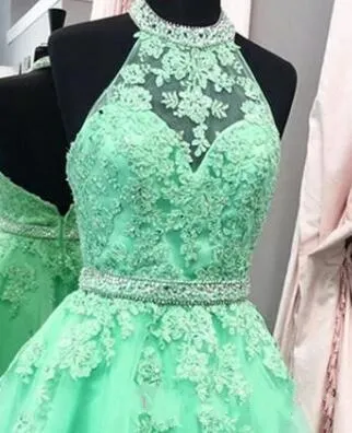 Robes de retour à la menthe à menthe verte Green Robes de col de licolon Appliques de taille en dentelle courte robe de promo vestiaire vestido Curto Custom Size3866647