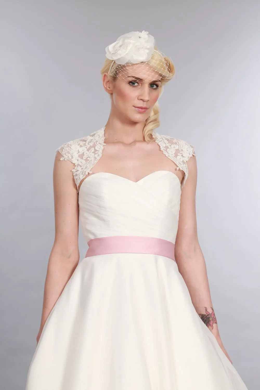 Calf Length 1950s Short Wedding Dresses Sweetheart Pleats Bodice Vintage Tea Length 1960s Informal Bridal Gowns Custom Made High Quality