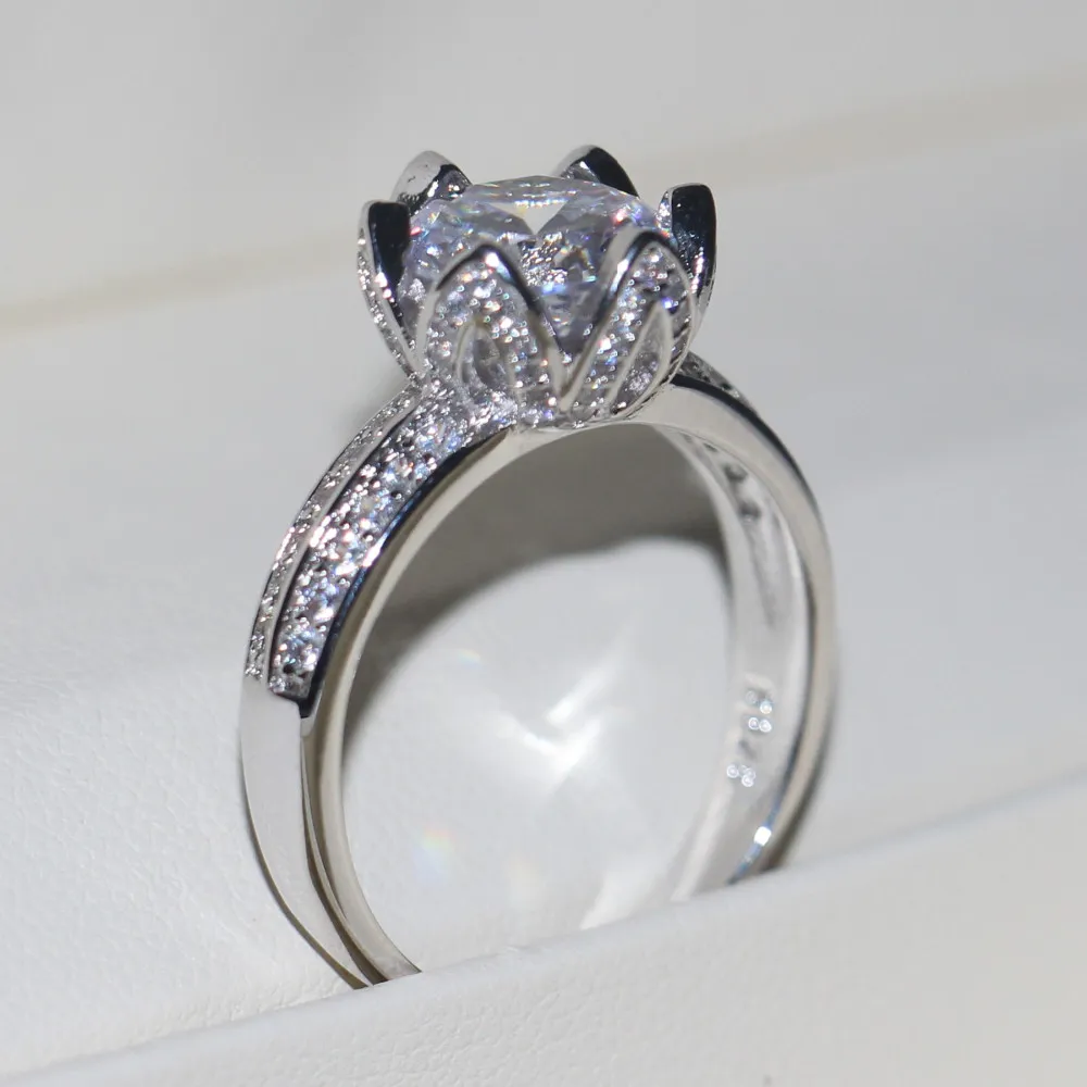 زهرة نمط النساء الرجال المجوهرات الدائري جولة قص 3ct الماس 925 فضة خطوبة زفاف باند الطوق هدية