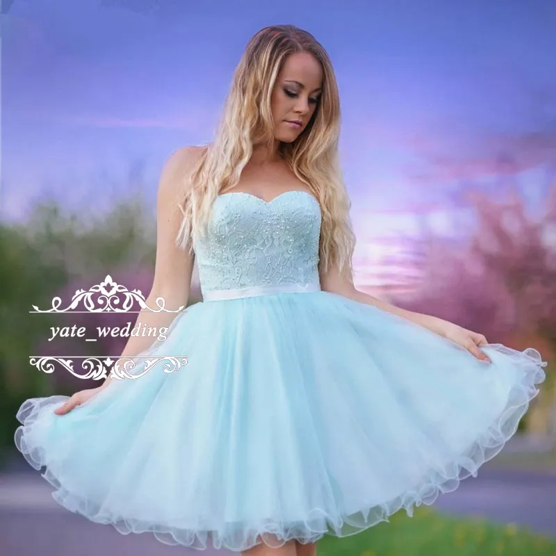 Baby Blue Lace Tulle Short Homecoming Dresses Sweetheart Beaded Ribbon Sash Knee Length Backless Short Party Dresses Cute Prom Dresses