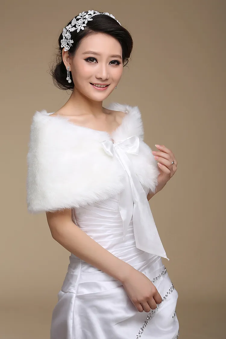 2018 Fur Bridal Fur Shawl Cheongsam Wedding Wrap for Pregnant Women - Formal Outerwear Cape for Autumn/Winter