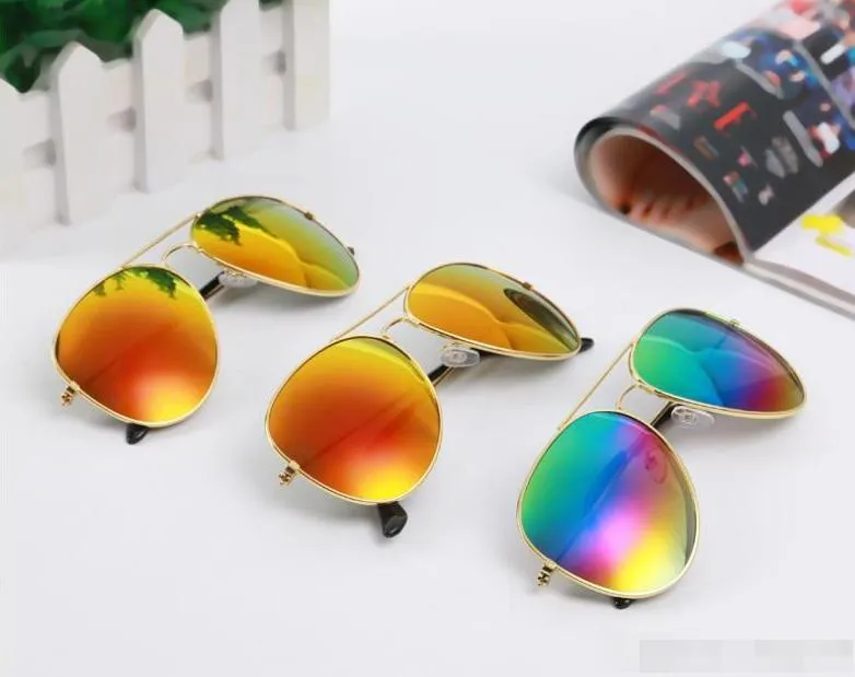 2018 Hot Verkopen Kinderen Meisjes Jongens Zonnebril Kinderen Strandbenodigdheden UV Beschermende Eyewear Baby Fashion Sunshades Glazen Gratis Verzending