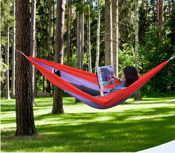 Bärbar Swing Bed Hängande Stol Lätt Viktigt Utomhus Garden Parachute Hammock Vandring Resa Emergency Survival Sova Yoga Hängmatta