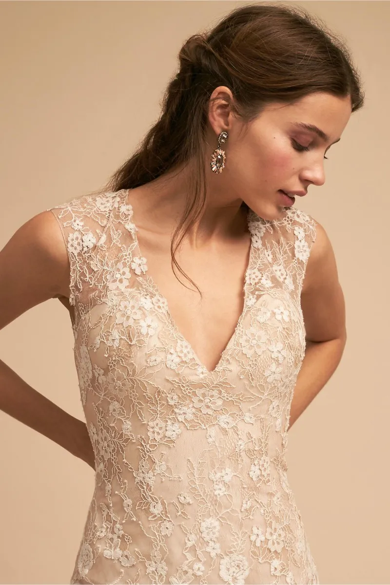 2018 Bhldn V Neck Koronki Syrenki Suknie Ślubne Koronki Aplikacja Backless Sweep Pociąg Suknie Ślubne Suknie Ślubne