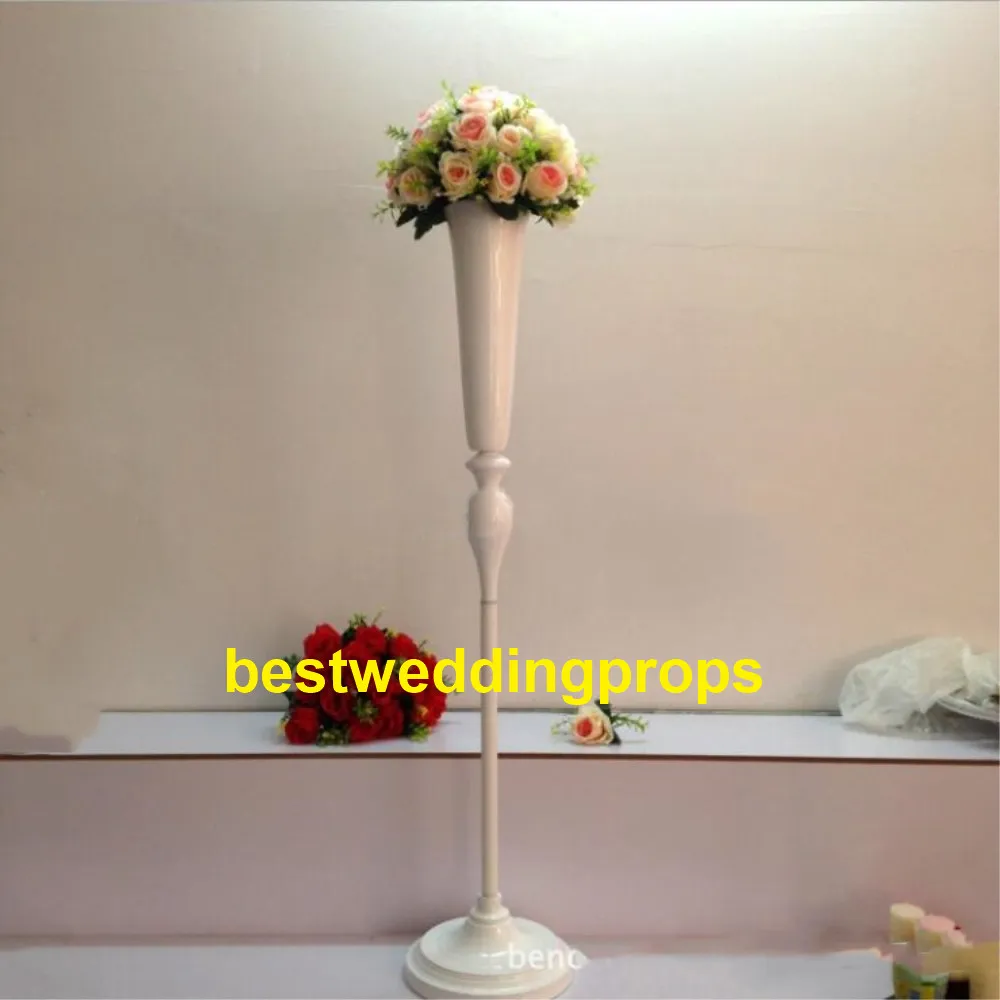 Ny stil Tall Vit Candlelabra Roman Column Wedding Centerpieces Pillars Flower Stands Road Cited Wedding Props Best0128