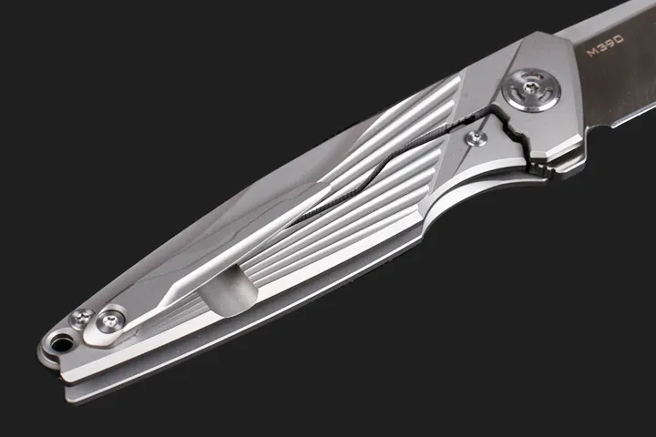 ハイエンドフリッパー折りたたみナイフM390サテンブレードTC4チタン合金ハンドルボールベアリング高速オープニングEDCポケットナイフ