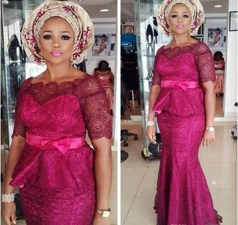 Nigerianische Spitzenstile Pink Pink Abend formelle Kleider für schwarze Frauen Afrikanische Designerin Meerjungfrau Spitzenmieder mit Ärmeln billig Abschlussballkleid