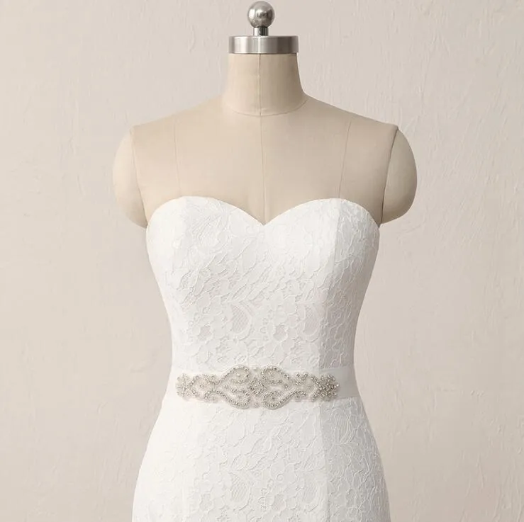 Robes de mariée sirène dentelle élégante robe de mariée plage pas cher avec ceinture en cristal moins de 100 $ Robe de Noiva Robe de Mariage