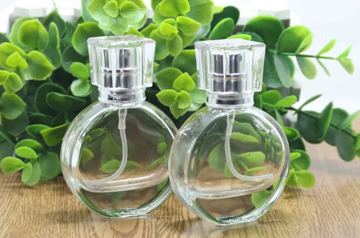 2019 New Fashion 25ml Mini Portable Refillable Perfume Bottles Clear Spray Bottle 25 ml Empty Perfume Bottles 