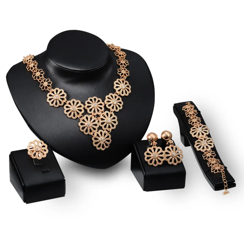 Dubai 18K Gold Pendant Flower Chain Necklace Sets Fashion African tripe Wedding Bridal Jewelry Sets (Necklace + Bracelet + Earrings +Ring)