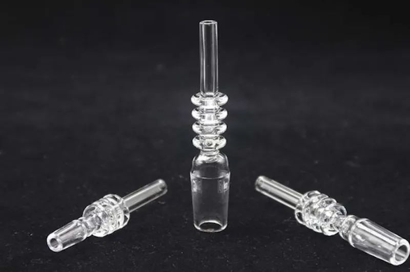 QUALITÉ Mini Quartz Rig bâton clou 10 14 18mm Quartz Dab paille verre Hookah pipe à eau