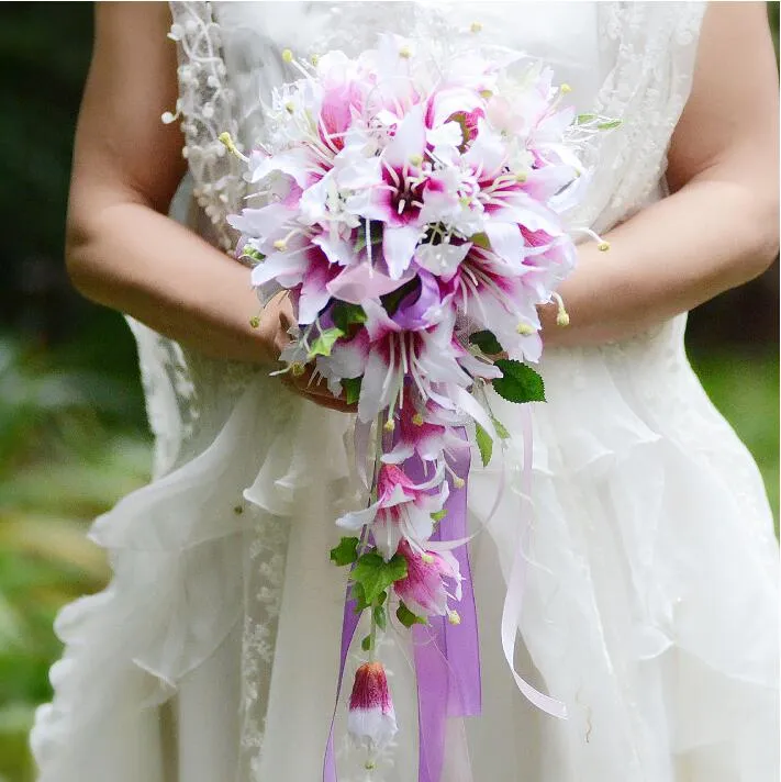 Artificia Bouquets De Casamento com rattan artificiais flores de noiva buquê decorações de casamento artificial Lírio rosa WQ32