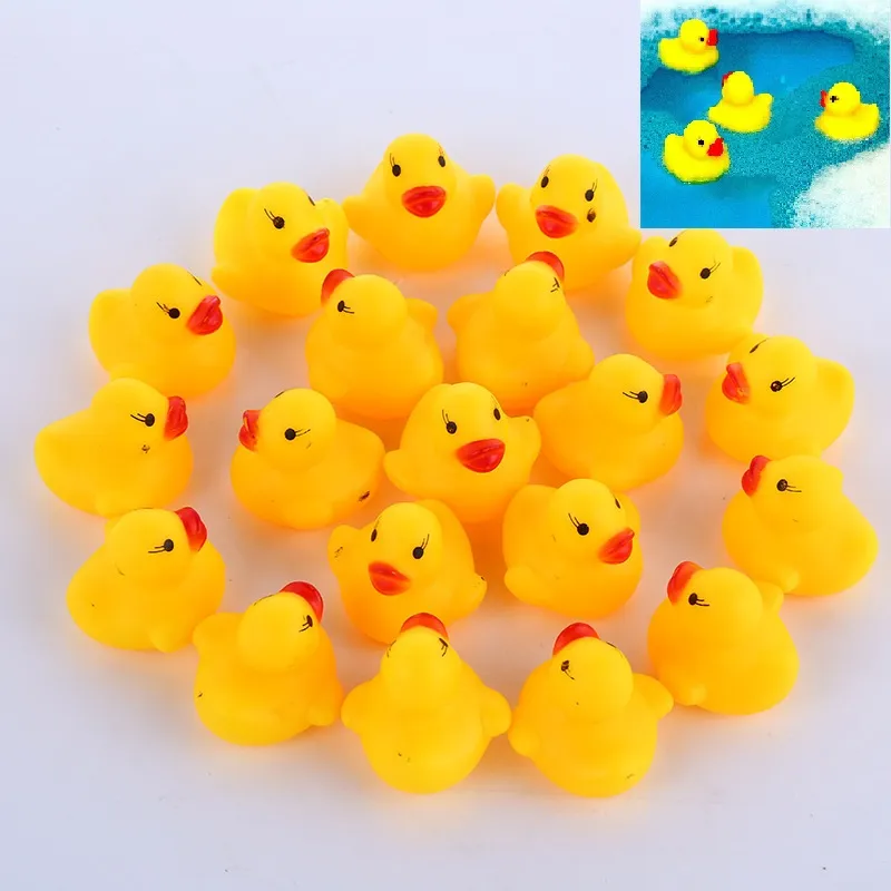 100 sztuk / partia Mini Żółty Gumowe Kaczki Dziecko Kąpiel Woda Kaczka Toy Dźwięki Dzieci Bath Mała Kaczka Zabawki Dzieci Pływanie Prezenty Plażowe