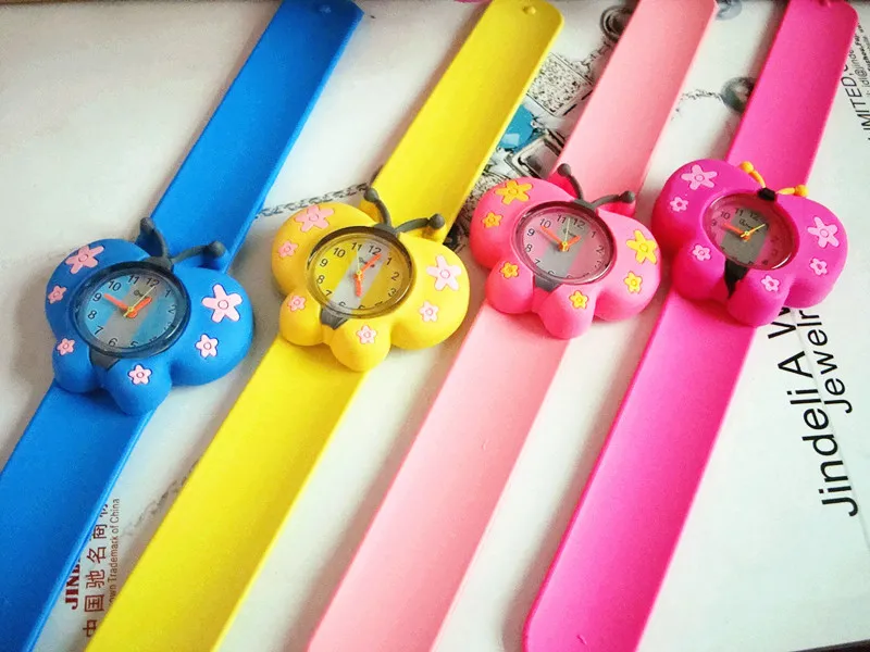 Barnklockor för Girl Boy Cartoon Brid Slap Baby Wrist Watch Silicone Jelly Children Sports Watch2324142