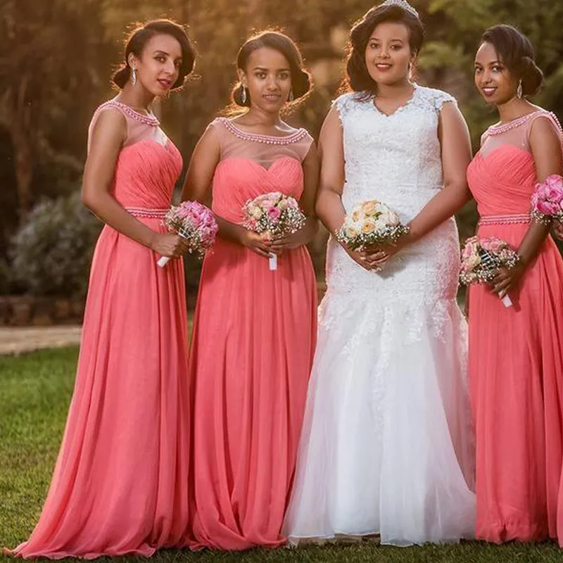 Vestidos de dama de honor de gasa con cuentas de sandía Cuello transparente Plisado Hasta el suelo Vestidos de dama de honor africanos Vestido de invitados de boda Vestidos de fiesta