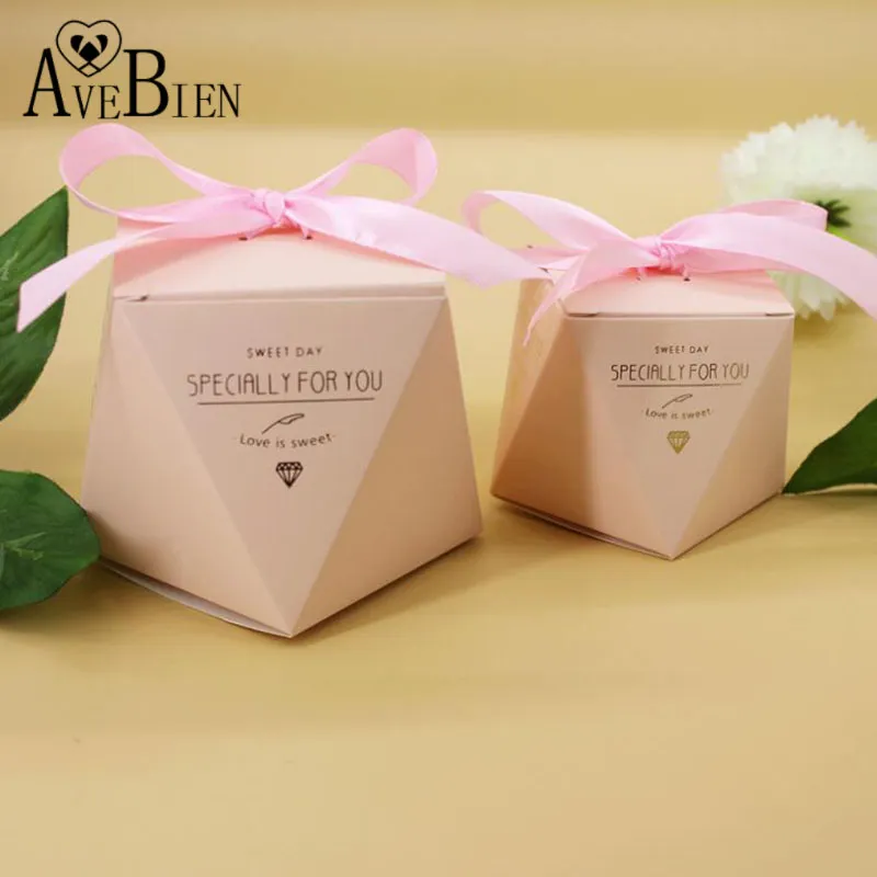 Nouvelle boîte à bonbons en papier rose saint valentin faveurs de mariage fournitures de fête bébé douche papier coffrets cadeaux avec ruban