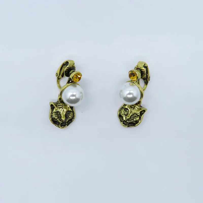 Rongho Design Vintage Metal leopard clip earrings for women Punk jewelry Pearl earrings pendant Crystal brincos
