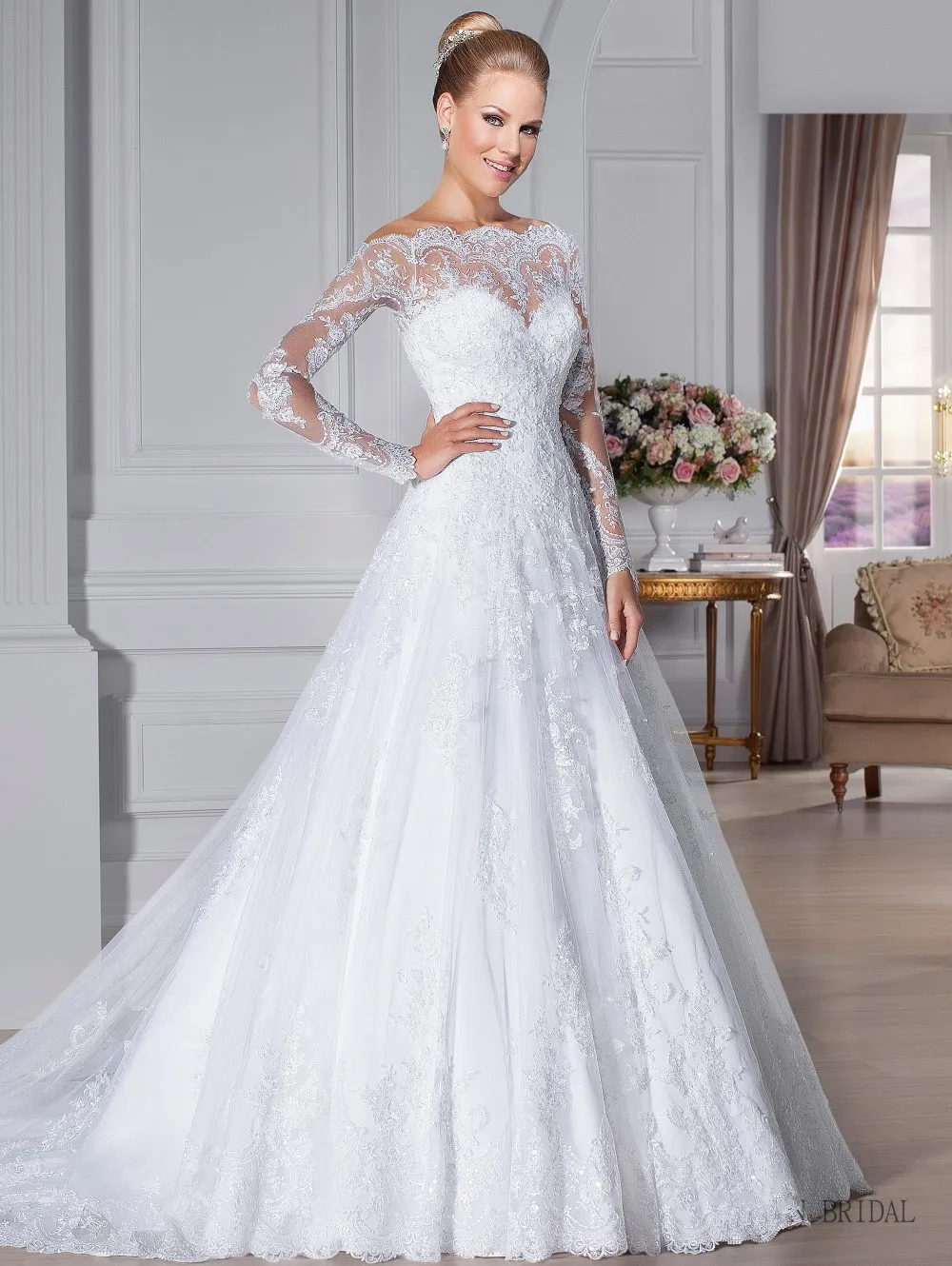 Bateau Neck Lace Tulle A Line Wedding Dresses Long Sleeves Wedding Gowns Button Back Bridal Gowns