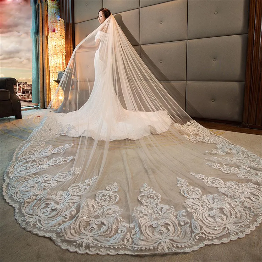 Gorgeous 4M One Layer Long Cathedral Ivory Wedding Veils Lace Trim Soft Tulle Wide Bridal Veil Accessories With Comb