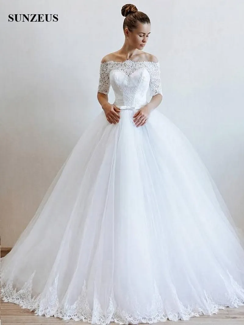 Bateau Neckline Off Shoulder Half Sleeve Bride Dresses Lace Bodice Ball Klänning Lång Tulle Bröllopsklänning Vit Brudklänningar Kvinnor