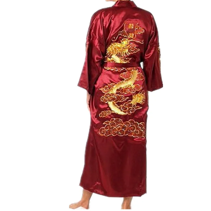 Hot Sale Bourgogne Kinesiska Män Silk Satin Robe Novelty Traditionell Broderi Dragon Kimono Yukata Badklänning Storlek M L XL XXL XXXL