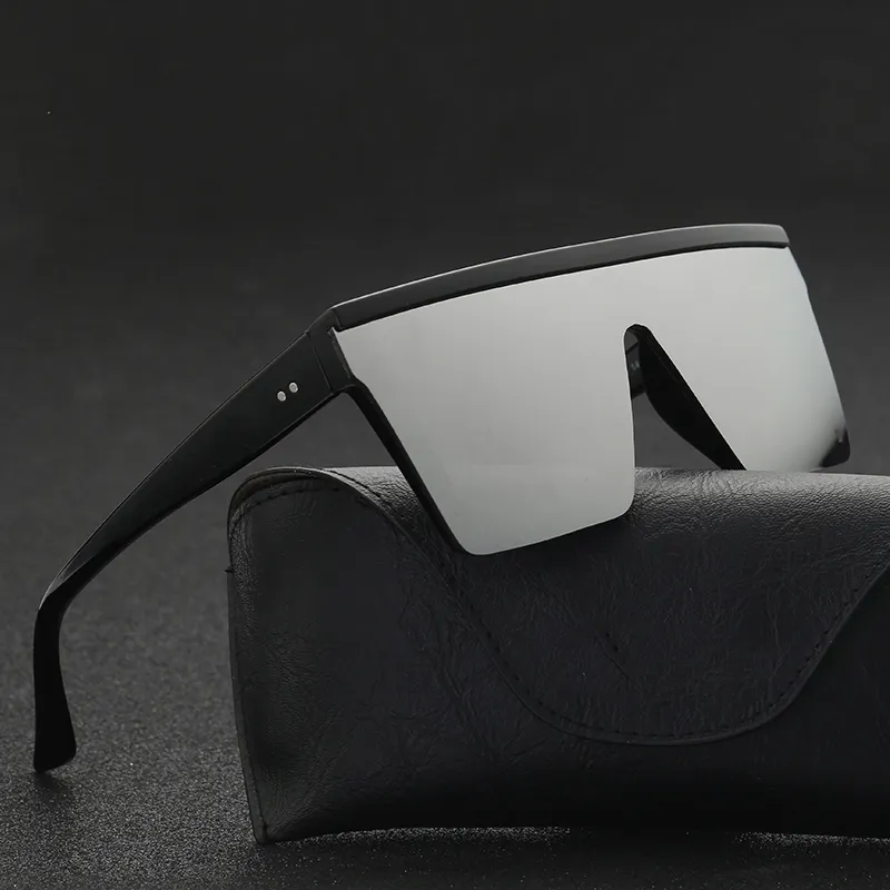 Grosse lunette noir carré sale