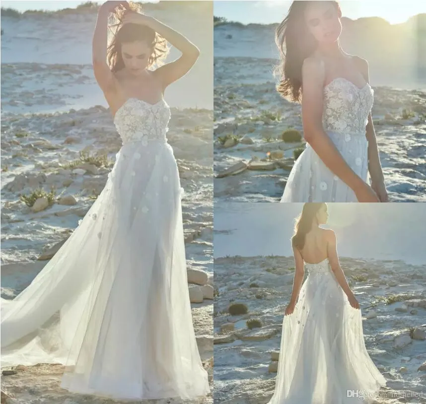 2019 New Beach Abiti da sposa Sweetheart Appliques in pizzo Sweep Train Abito da sposa Boho in rilievo su misura Abito da sposa senza maniche Plus Size