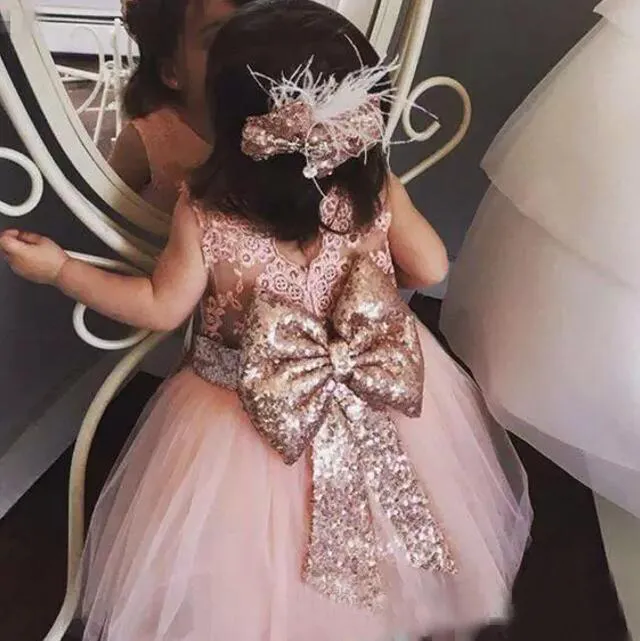 Bebê Infantil Da Criança Batismo Vestidos de Ouro Rosa Lantejoulas Na Altura Do Joelho Tutu Vestidos Da Menina de Flor com Grande Arco Bonito Vestidos de Festa de Aniversário 2017