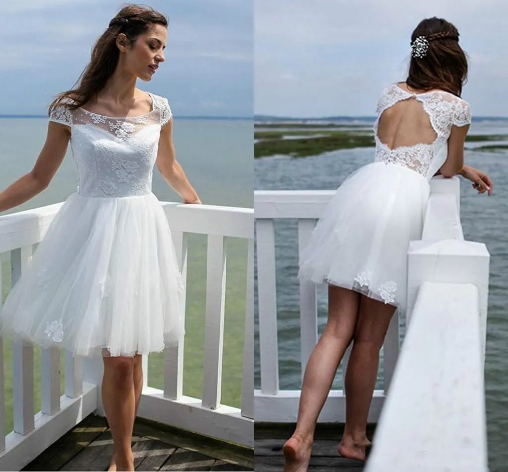 Skromne Koronki Hollow Krótkie Suknie Ślubne Plaża Sheer Ogród Miotu Bride Dress Country Vestido De Novia Suknia Bridal Plus Size Arabic