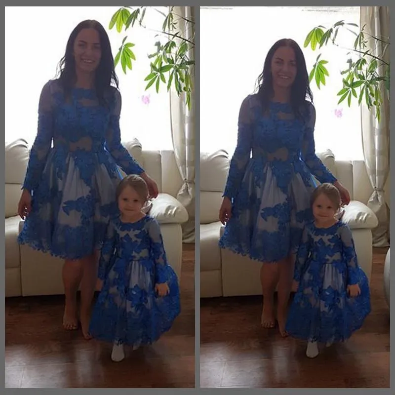 長袖ジッパーアップリケ女子プロムのカクテルパーティーガウン花嫁介添人のドレスを持つエレガントなスクープレースの短い帰宅のドレス2018