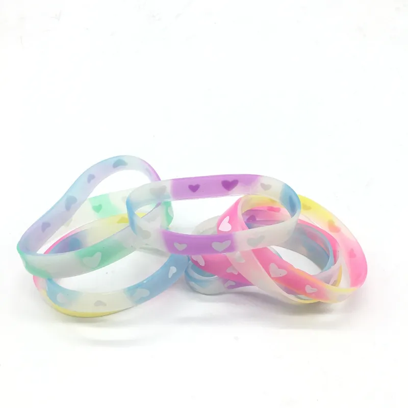 New Fashion Rubber Silicone Bracelet Noctilucent love Glow in the Dark Luminous Sport Wristband men women's jewelry Cuff Heart type Gifts